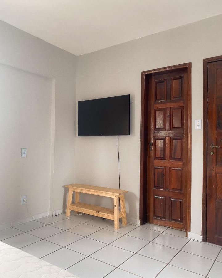 https://quarto-aconchego-campina-grande.ibooked.com.br/data/Photos/OriginalPhoto/13902/1390260/1390260767/Refugio-Urbano-Apartment-Campina-Grande-Exterior.JPEG